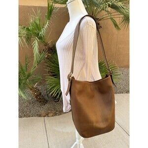 Coach 9183 British Tan Glove-Tanned Leather Duffle Sac Shoulder Bag Vintage